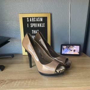 Size 11 Jessica Simpson pumps/taupe, black and snake skin